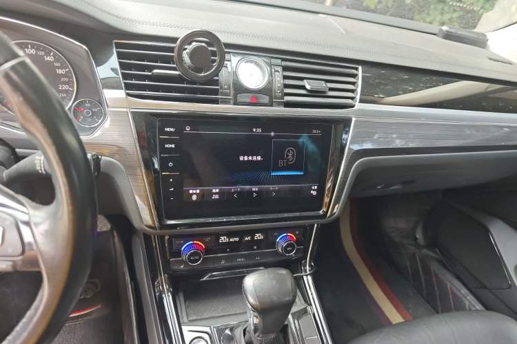 Used Volkswagen Phideon 2018 Revised Version 380TSI Two-Wheel Drive Business Edition