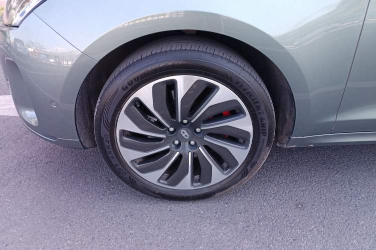 Used Hima AITO M5 2022 Extended-Range Four-Wheel Drive Performance Version