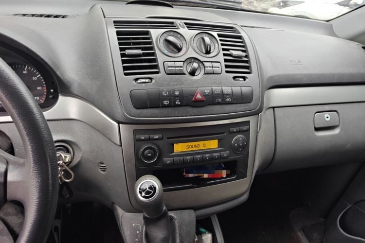 Used Mercedes-Benz Vito 2010 2.5L Business Edition
