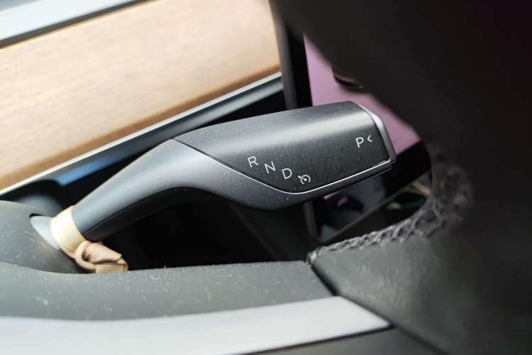 Used Tesla Model Y 2021 Long-Range All-Wheel-Drive Version Gear Lever