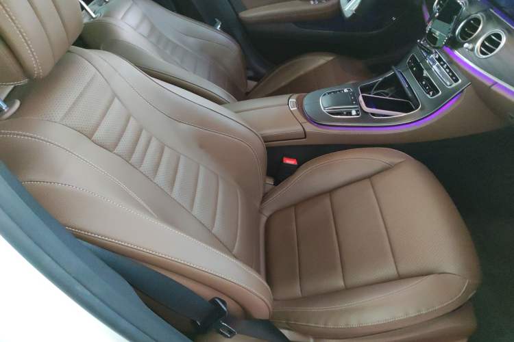 Used Mercedes-Benz E-Class 2022 Revised Version E 300 L Sporty and Stylish Edition Right Front Seat