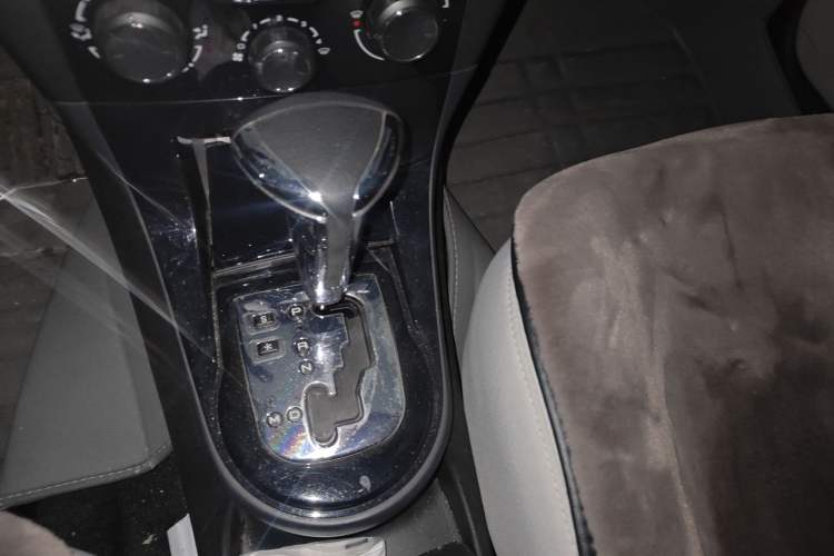 Used Citroen C-Quatre 2013 Sedan 1.6L Automatic Prestige Model Gear Lever