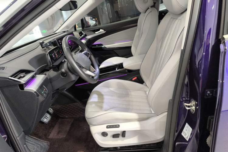 Used Volkswagen ID.6 X 2021 Pro Smart Long-Range Edition Left Front Seat