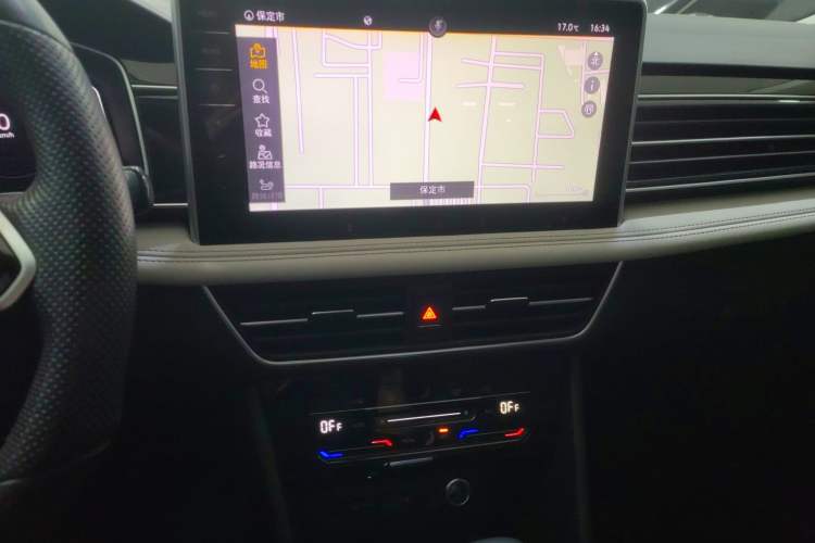 Used Volkswagen Tiguan L 2022 330TSI Automatic Two-Wheel Drive Smart Edition Audio And AC Panel