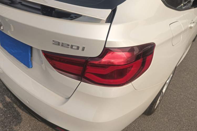 Used BMW 3 Series GT 2020 320i M Sport Package Exterior 6