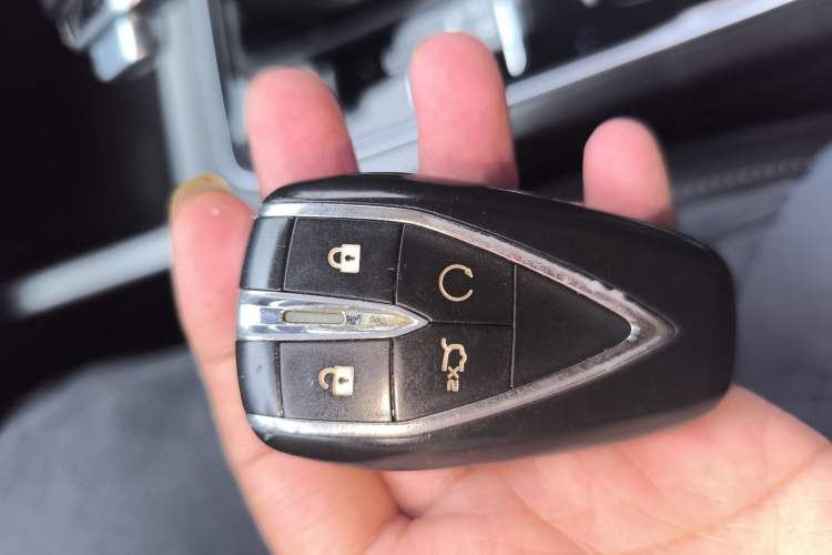 Used CHANGAN CS75 PLUS 2020 1.5T Automatic Luxury Version Vehicle Key