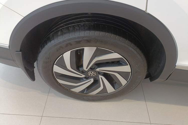 Used Volkswagen Tiguan L 2022 330TSI Automatic Two-Wheel Drive Smart Edition