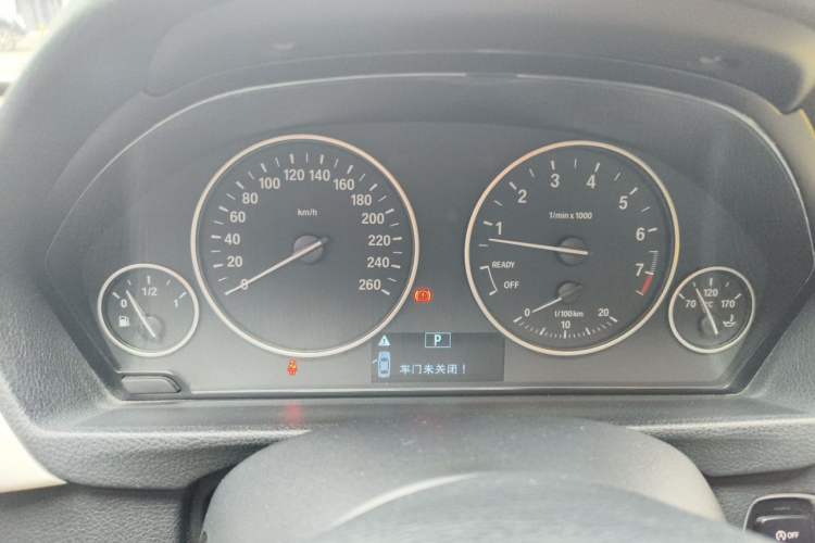 Used BMW 3 Series 2016 316i Fashion Model

