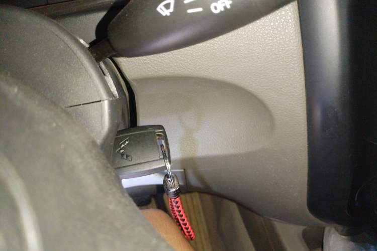 Used Wuling Rongguang V 2015 1.5L Practical Version