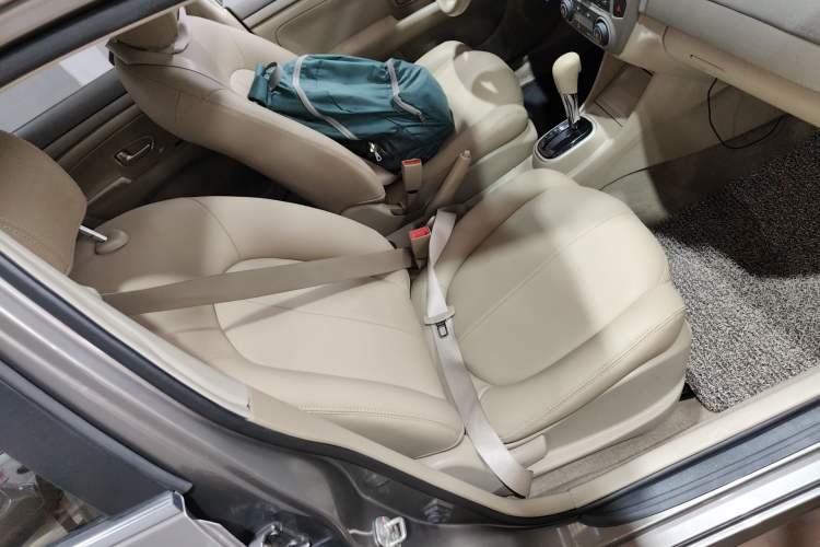 Used Nissan Sylphy 2018 Classic 1.6XE CVT Comfort Edition Right Front Seat