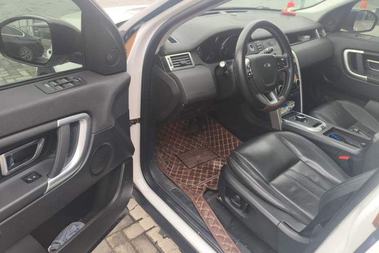 Used Land Rover Discovery Sport 2017 2.0T SE