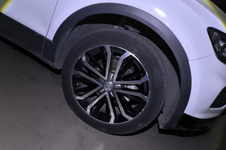 Used Volkswagen T-ROC 2020 280TSI DSG Two-Wheel Drive Comfort Version