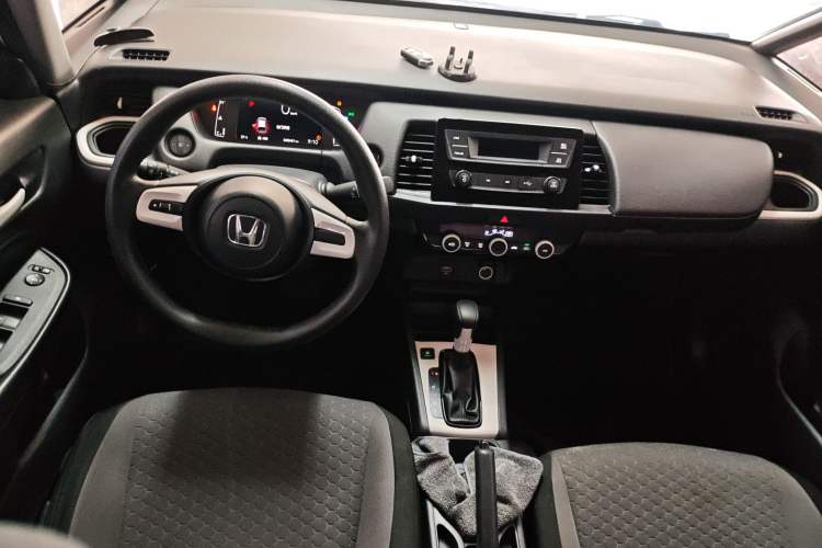 Used Honda Fit 2021 1.5L CVT Trend Edition Center Console