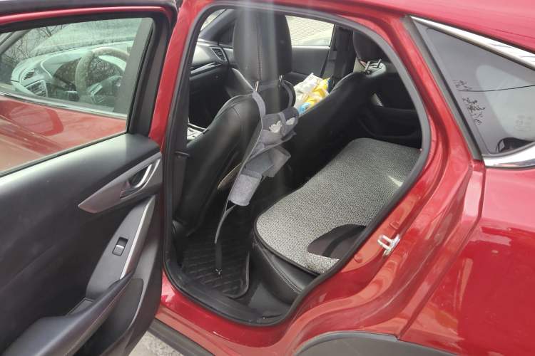 Used Mazda CX-4 2018 2.0L Automatic Two-Wheel Drive Blue Sky Dynamic Version China V Standard