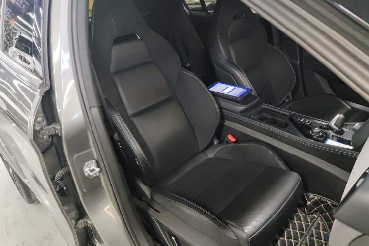 Used Lynk & Co 02 Hatchback 2022 2.0TD Pro