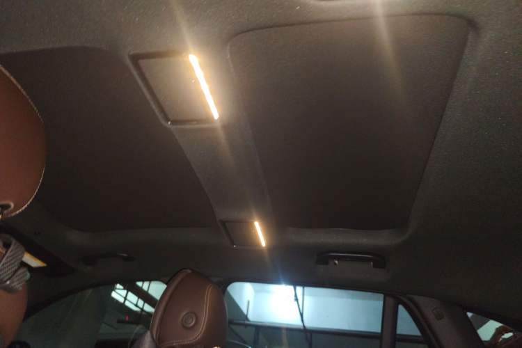 Used Mercedes-Benz GLC 2022 GLC 300 L 4MATIC Dynamic Edition Prestige Model Headliner