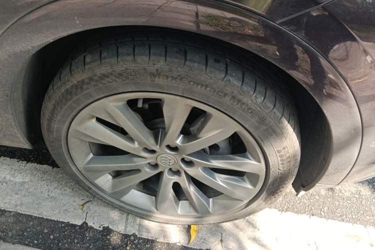 Used Buick Envision 2020 Encore S 652T All-Wheel-Drive Avenir