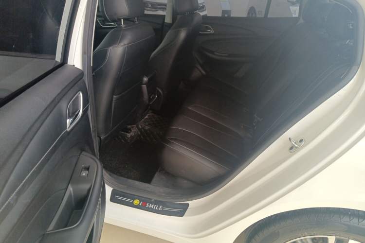 Used Roewe i5 2019 1.5L Automatic 4G Connected Linghao Flagship Edition