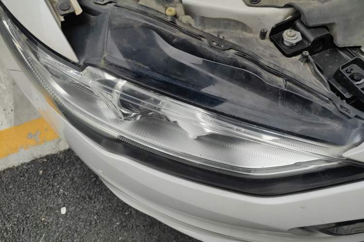 Used Ford Mondeo 2017 Facelifted EcoBoost 180 Fashion Edition Right Front Headlight