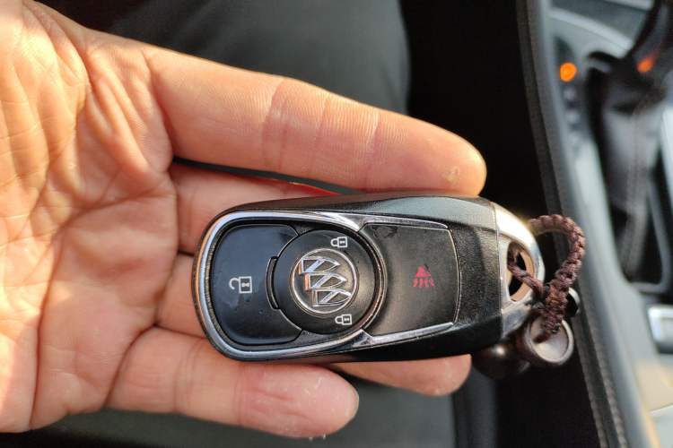 Used Buick Envision 2017 20T Two-Wheel Drive Leading Version