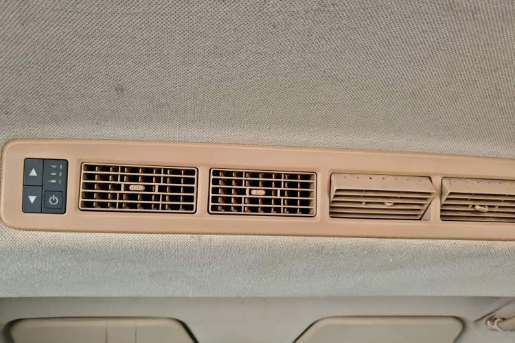 Used Wuling Hongguang 2018 1.5L Classic S Standard Model Headliner