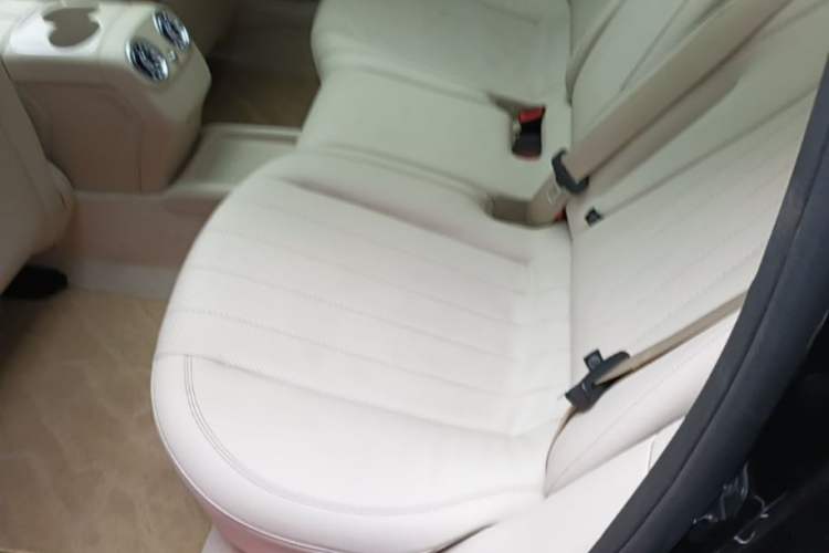 Used Mercedes-Benz E-Class 2019 Restyled E 300 L Luxury Edition
