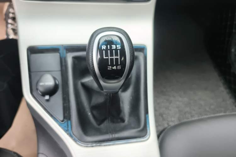 Used Geely Auto Emgrand GL 2017 1.8L Manual Elite Model
