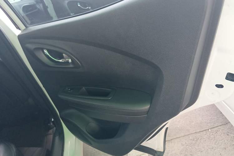 Used Renault Kadjar 2016 2.0L Two-Wheel-Drive Luxury Edition
