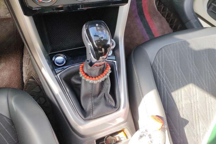 Used Volkswagen T-Cross 2020 280TSI DSG Comfort Edition Gear Lever