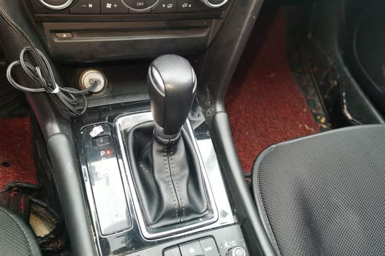 Used Mazda Mazda 3 Axela 2017 Sedan 1.5L Automatic Luxury Model Emission Standard China V