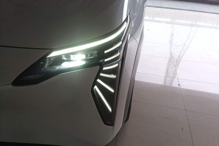 Used AION Y 2022 Plus 70 Smart Edition