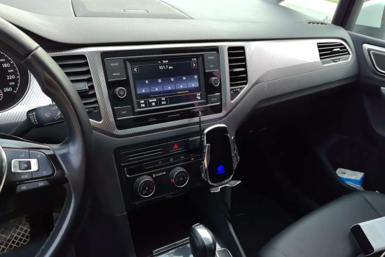 Used Volkswagen Golf Sportsvan 2019 280TSI Automatic Trendy Model China VI Standard