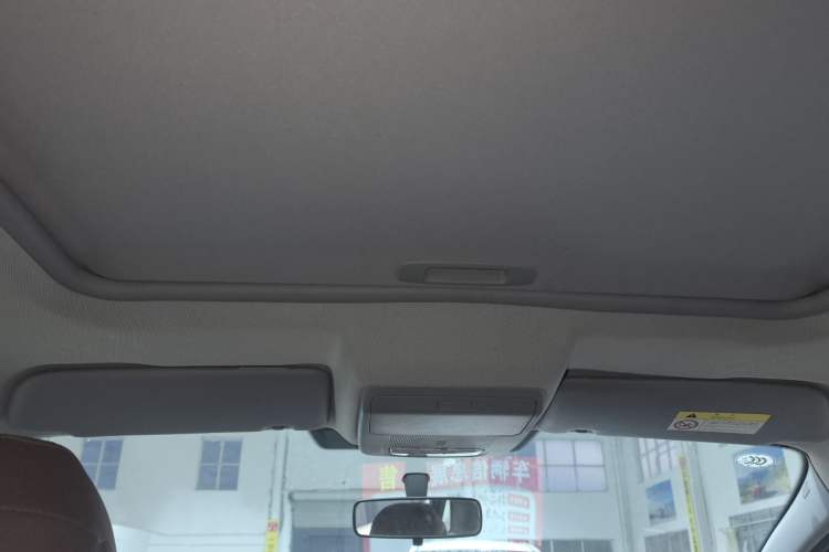 Used Peugeot 3008 2015 2.0L Automatic Classic Edition