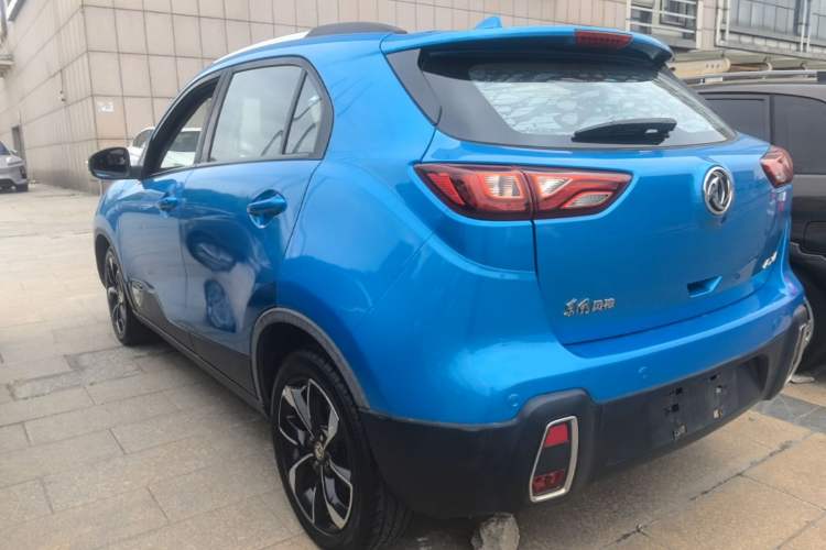 Used Dongfeng Aeolus AX4 2017 1.6L DCT Trendy Style
