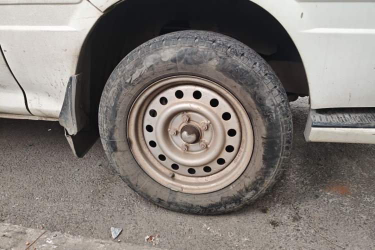 Used King Long Golden Way 2014 2.0L Van-Type 4G21B
