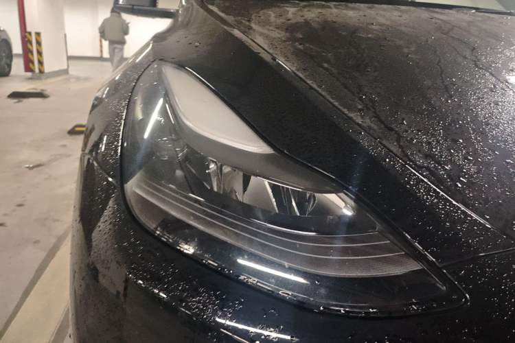 Used Tesla Model Y 2021 Standard Range Rear-Wheel Drive Version