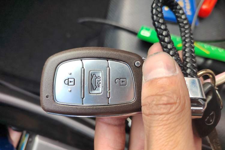 Used Hyundai Elantra (5th Generation / Langdong) 2015 1.6L Automatic Leading Model
