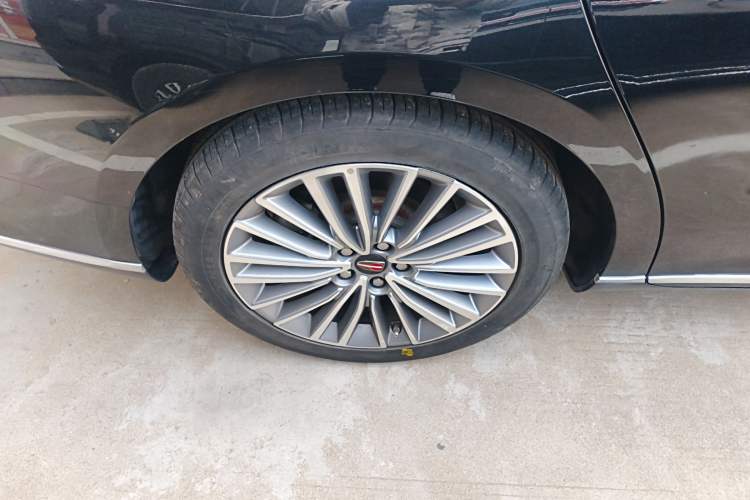 Used Hongqi H9 2023 2.0T Smart Connect Flagship Edition
