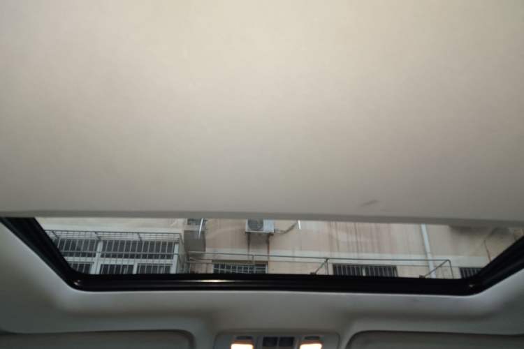 Used Chevrolet Malibu 2017 1.5T Automatic Luxury Edition Headliner