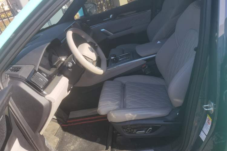 Used BYD Tang New Energy 2025 Intelligent Driving Version DM-i 115KM Flagship Edition
