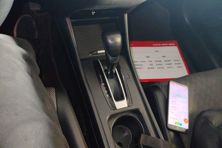 Used Honda Jade 2017 1.8L automatic Comfort version 5 seats
