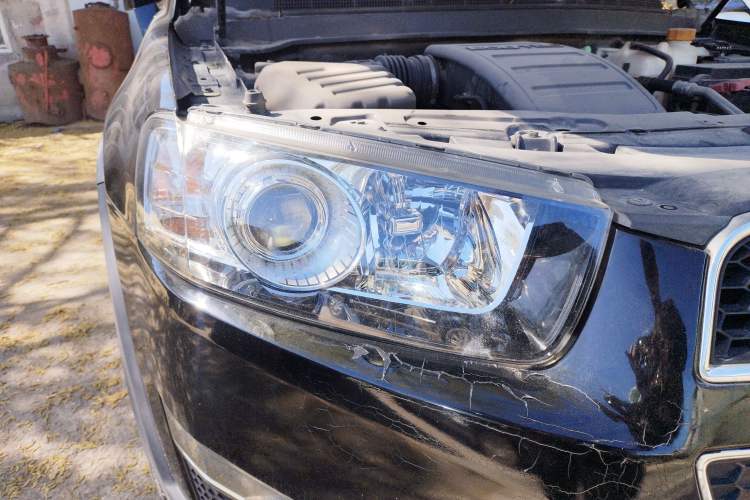 Used Chevrolet Captiva 2014 2.4L 4x4 Flagship Edition 7 Seats Right Front Headlight