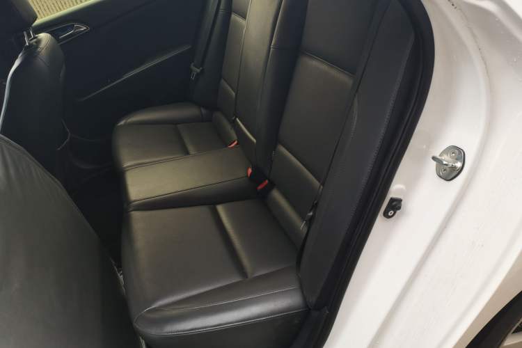 Used Hyundai Mistra 2014 1.8L Automatic Smart GLS
