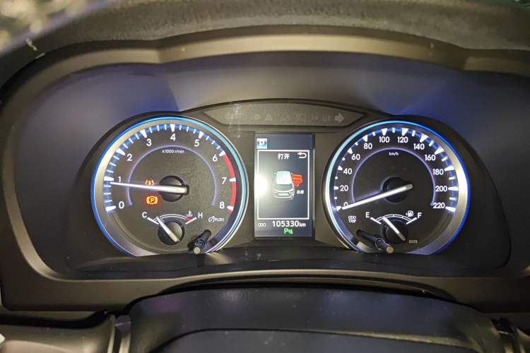 Used Toyota Highlander 2018 2.0T Four-Wheel Drive Luxury Version 7 Seats China VI Standard
