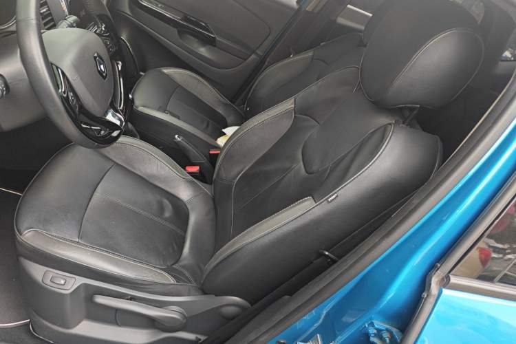 Used Renault Captur 2015 1.2T Automatic Luxury First Edition