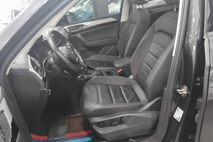 Used Volkswagen Tayron 2021 280TSI Two-Wheel Drive Luxury Smart Connectivity Version
