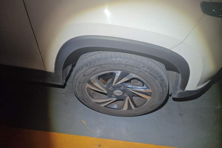 Used Baojun 510 2017 1.5L manual Comfort trim