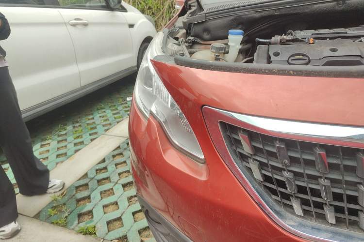 Used Peugeot 2008 2018 1.6L Automatic Trend Edition Right Front Headlight