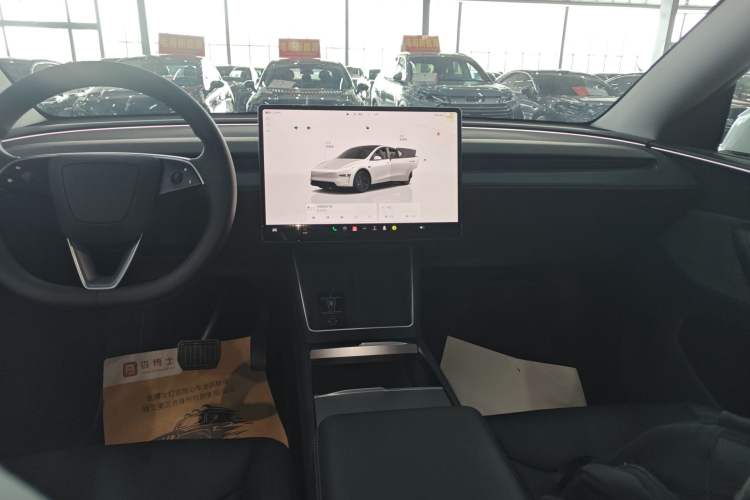 Used Tesla Model Y 2025 Rear-Wheel Drive First Edition
