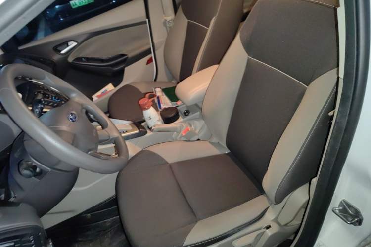 Used Ford Focus 2012 Sedan 1.6L Automatic Comfort Model